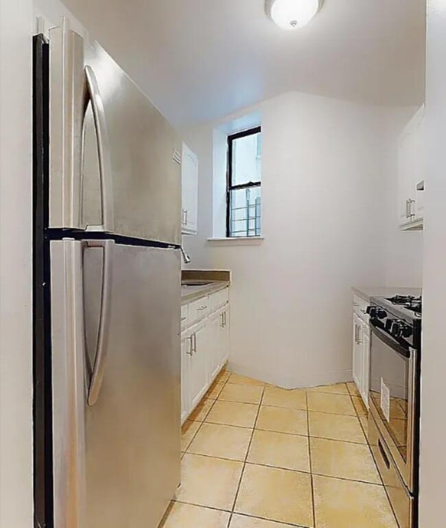 Photo - West 116th Street Unit 5B
