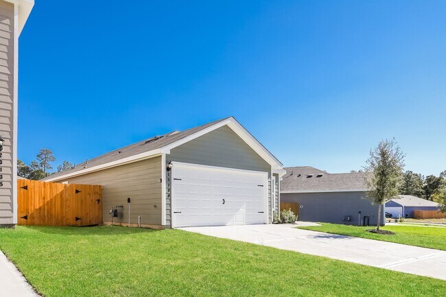 Photo - 23139 Shakespeare Dr