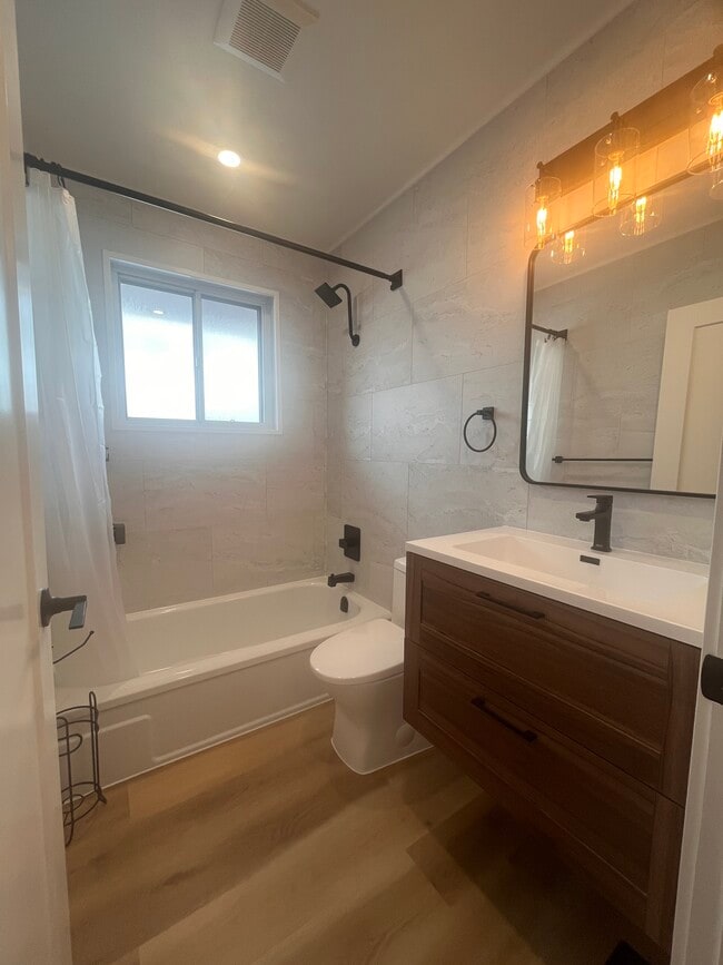 Photo - 96 Celestine Dr