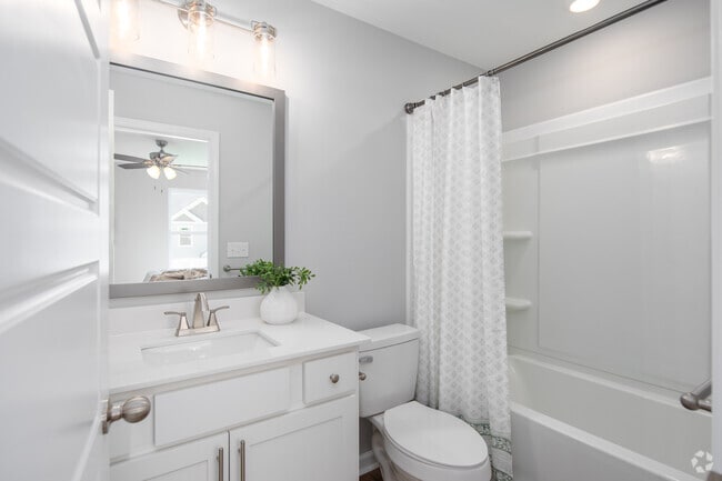 2BR, 2.5BA - Townhomes - 1,200SF - Bathroom