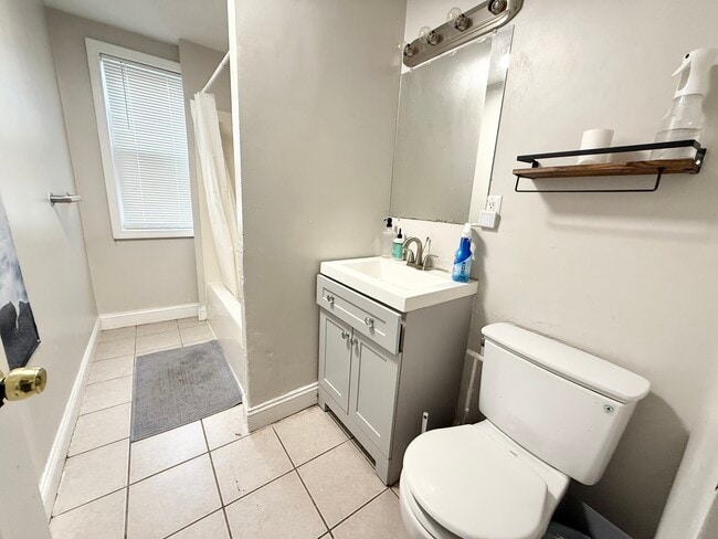 Photo - 17 Cawfield St Apartments Unit 1