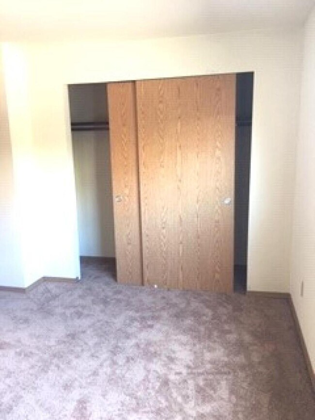 Photo - 2 bedroom in Seattle WA 98116 Unit 2414 Alki Ave SW