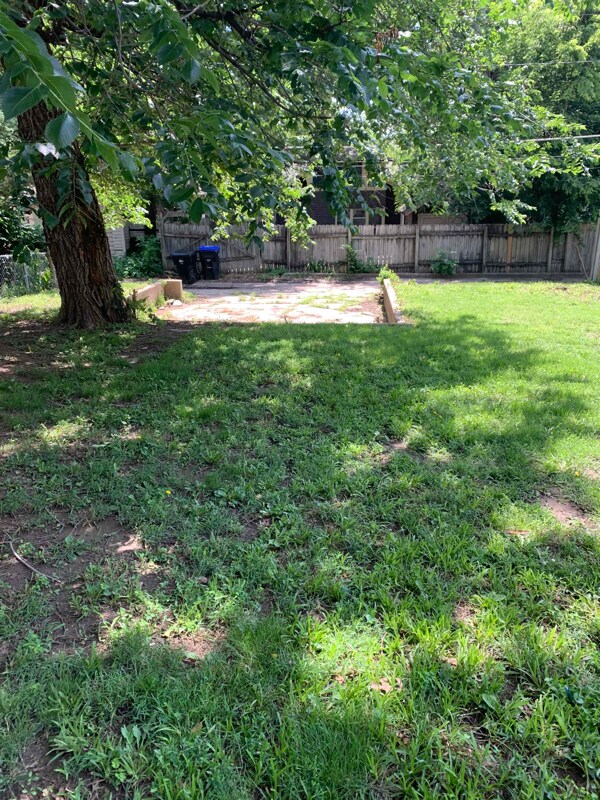 734 SW Lindenwood Ave Rental House Rental in Topeka, KS