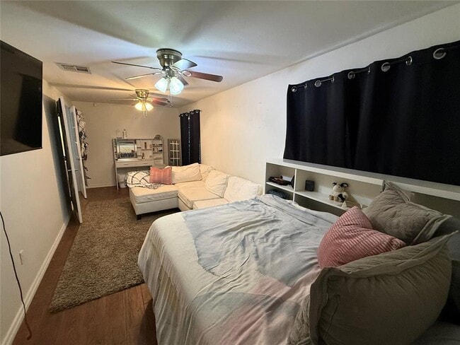 Photo - 4900 N College Ave