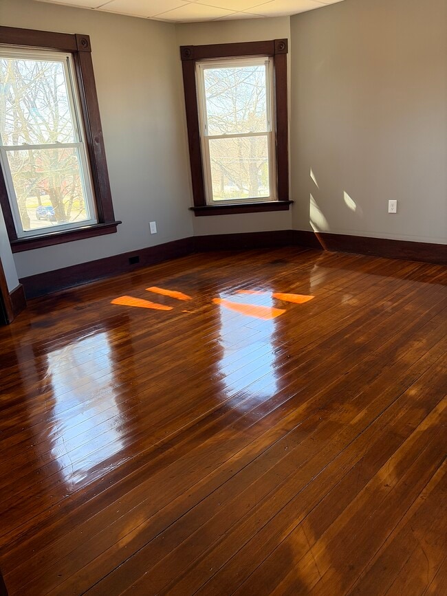 bedroom 1 - 25 Elm St Unit 2