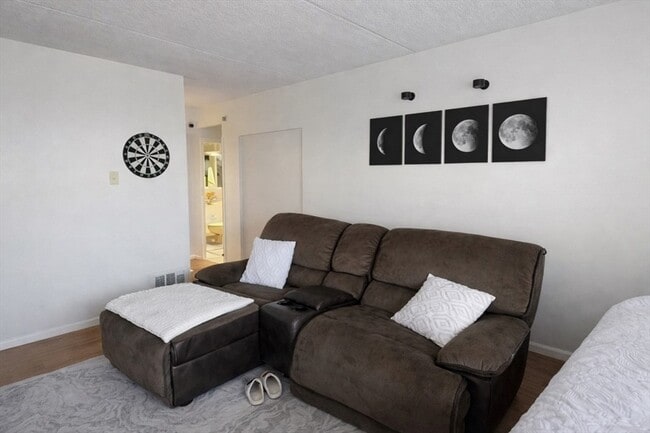 Photo - 200 Swanton St Unidad 704