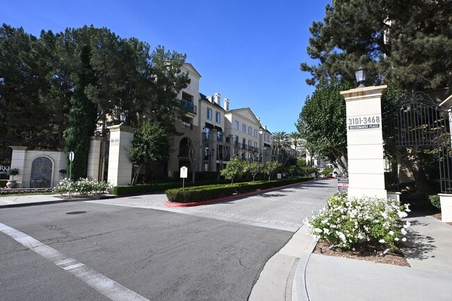 3450 Watermarke Pl