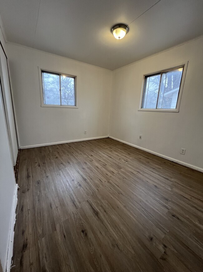 Photo - 111 St Thomas Ln