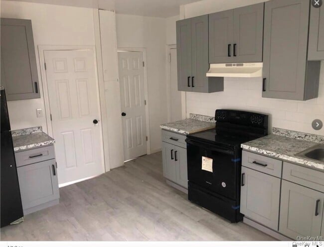 Building Photo - 507 Mundy Ln Unit 3