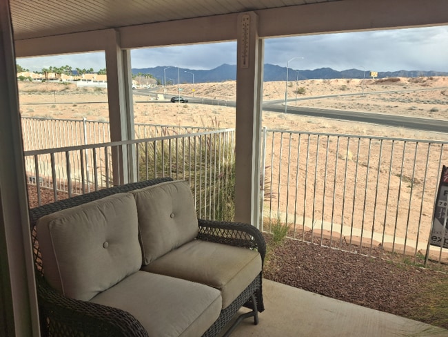 Photo - 680 Peartree Ln