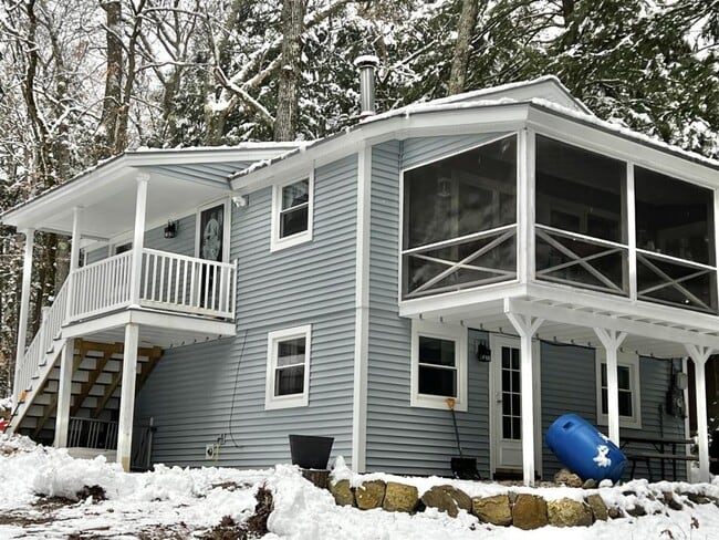 Building Photo - 24 Abenaki Rd Rental