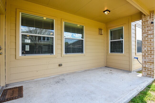 Photo - 26302 Sandahl Ct