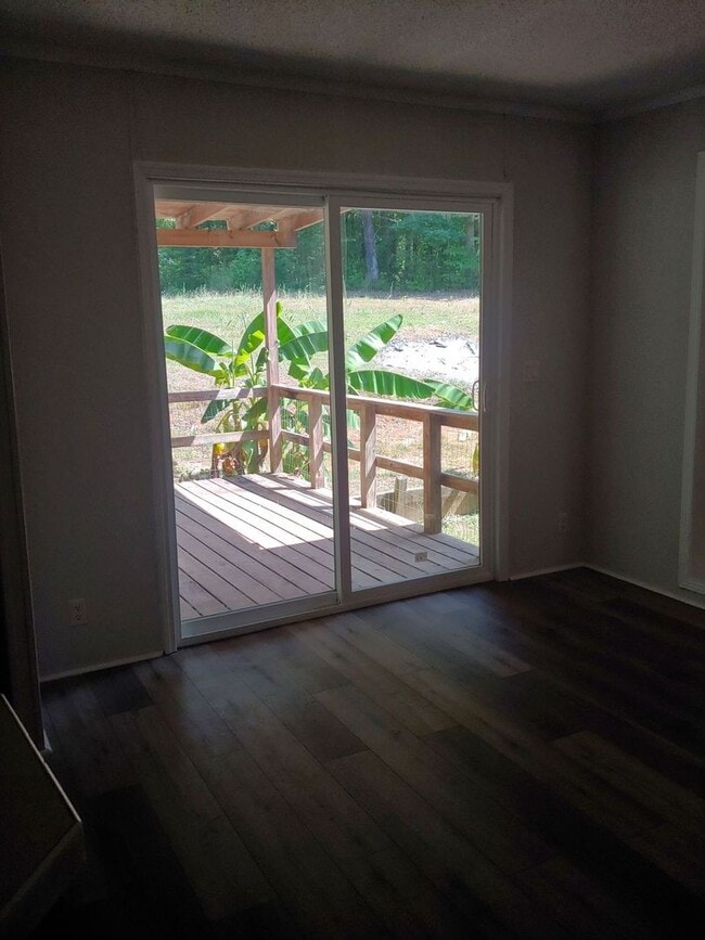 Photo - 5200 Ferry Rd