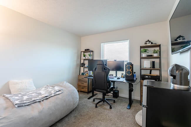 Photo - Mayflower Estates