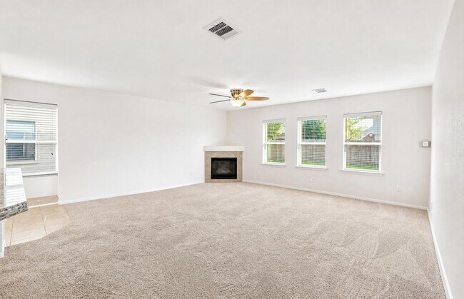 Photo - 3006 Madison Elm St