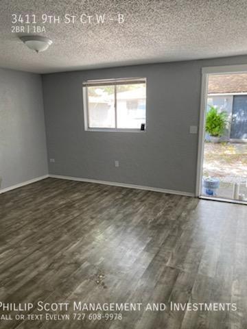 Photo - 3411 9th St Ct W Unidad B