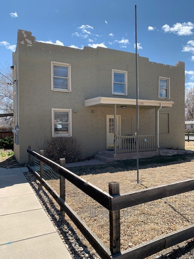 Photo - 2101 E Willamette Ave Unit #101 KT 73