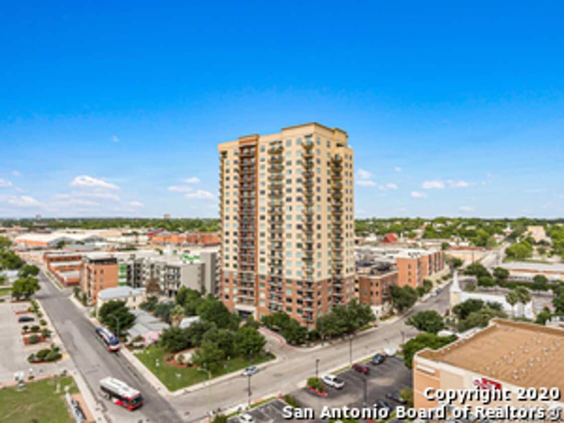 Condo - Condo