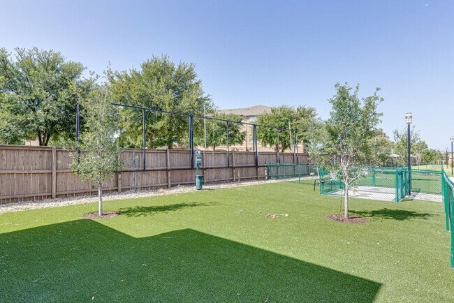The Quadrangles on Twenty Apartments in Grand Prairie, Texas