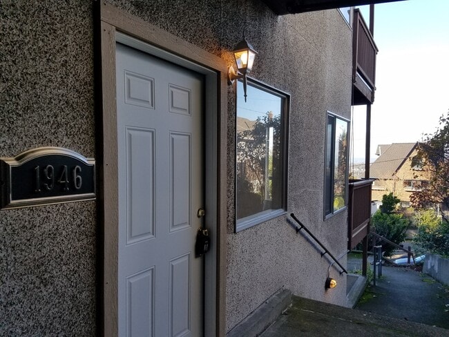 Photo - 1948 8th Ave W Unit 1946