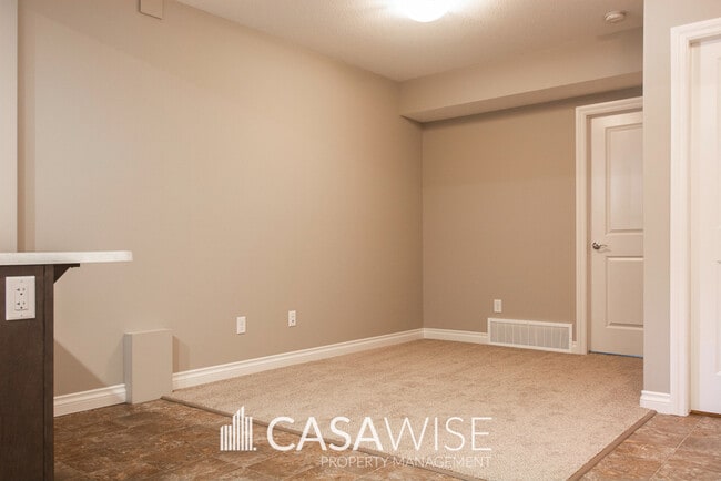 Photo - 346 W Haven Dr