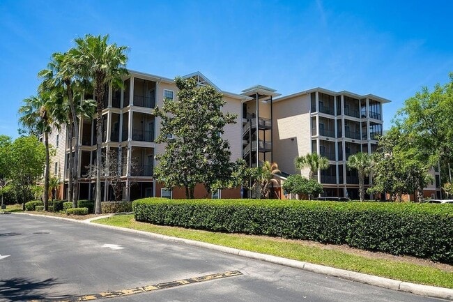 Building Photo - 3050 Pirates Retreat Ct Unit 208