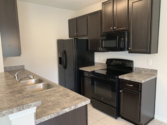 Photo - Moultrie Village Townhome with two ensuite...