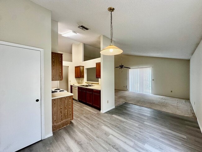 Photo - 3723 Narroline Dr