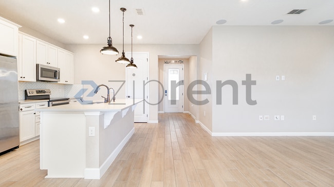 Photo - 1709 Hilltop Dr