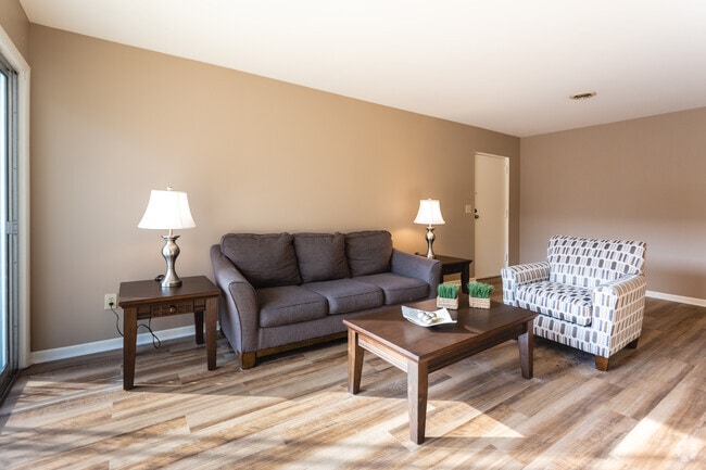 2BR, 2BA-1185SF