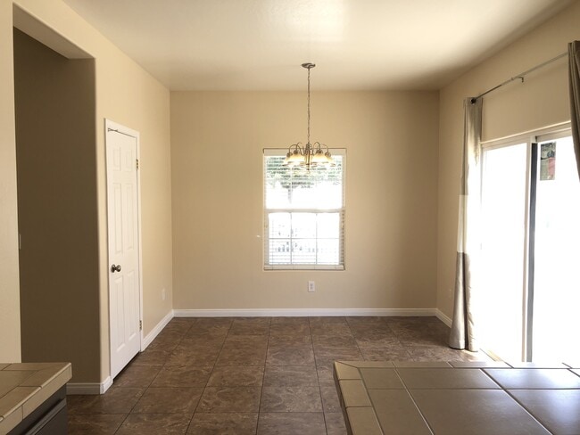 Photo - CENTRAL BAKERSFIELD