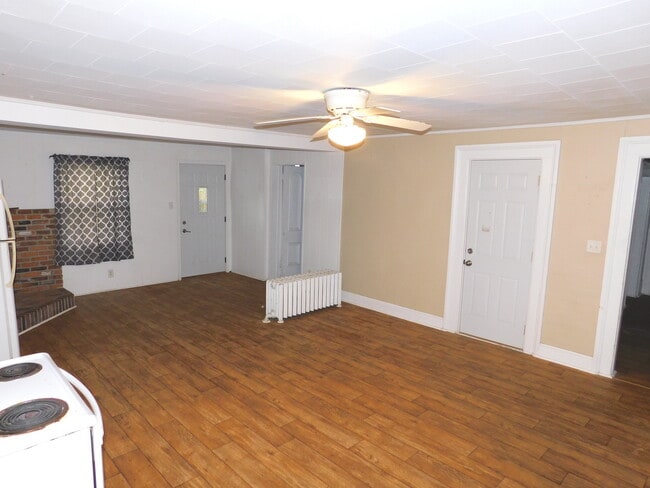 Photo - 3986 Rollo Rd