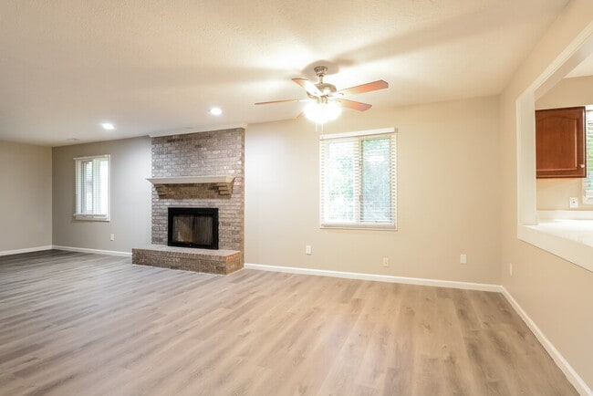 Photo - 7419 Cherryhill Dr