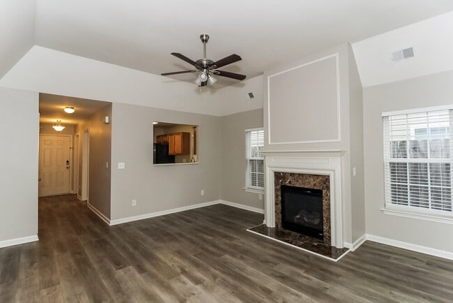 Photo - 254 Highland Falls Blvd