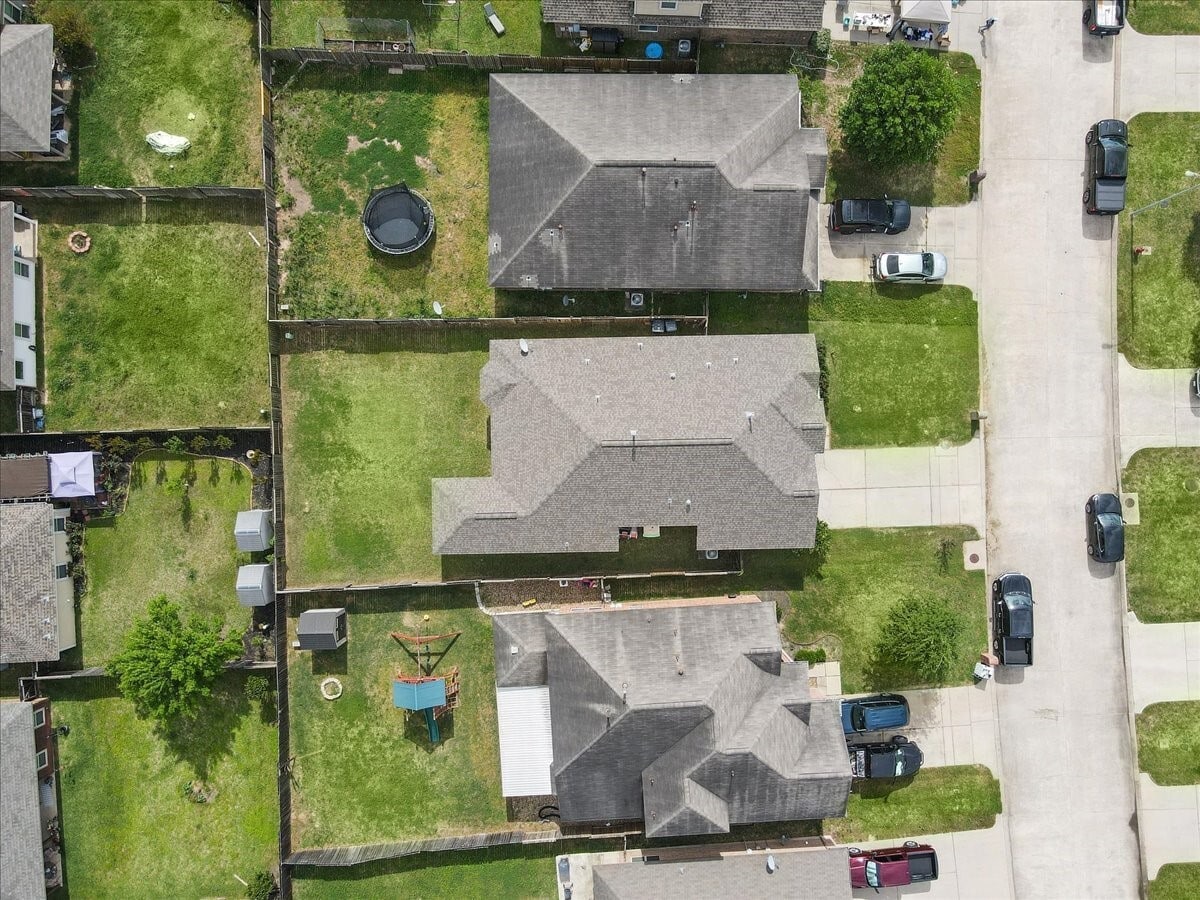 Photo - 285 Country Crossing Cir