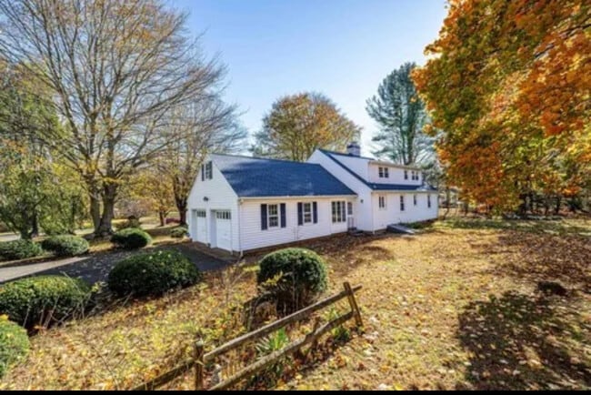 Photo - 59 Applewood Rd