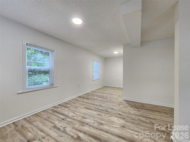 Photo - 706 N Caldwell St