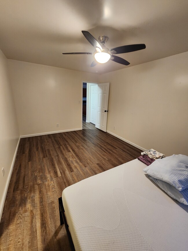 Photo - 306 Ekoa Pl
