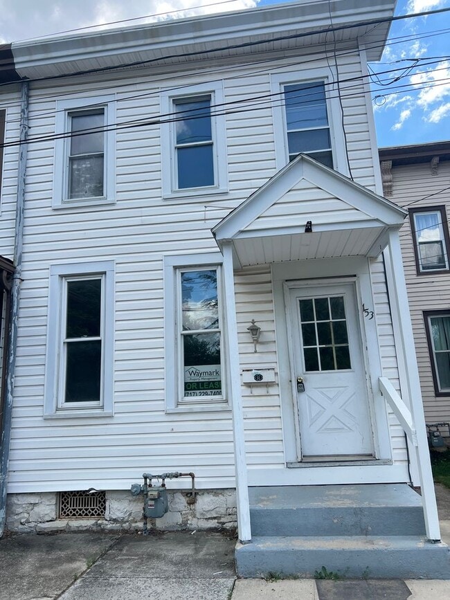 Building Photo - Newly renovated 2 bedroom House near Carlisle school complex