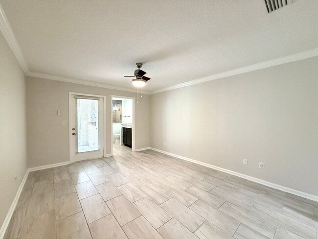500 Sandiron Cir