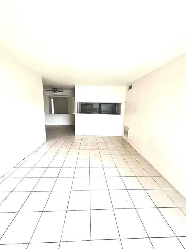 Photo - 717 Richcrest Dr