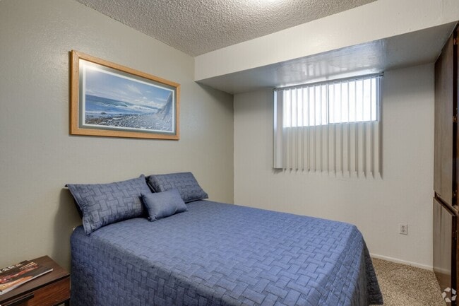 Chateau Gardens Apartments