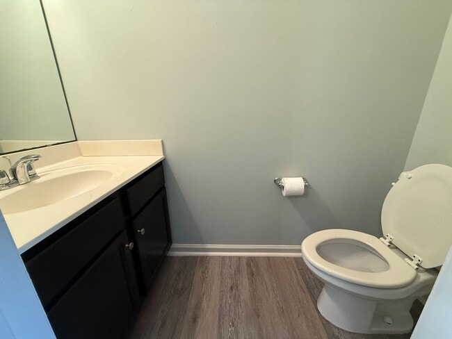 Photo - Beautiful 2 bedroom, 2.5 bath Town House