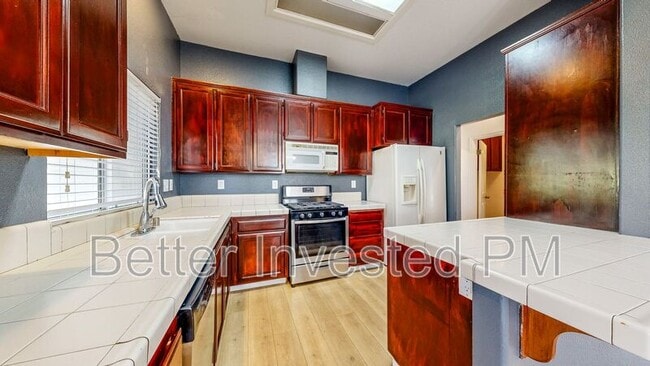 Photo - 430 Merlot Dr