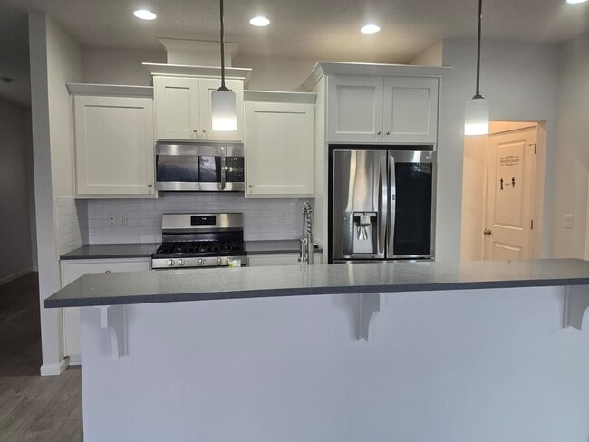 Photo - 173 N 7th Ave