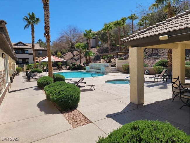 Photo - 231 W Horizon Ridge Pkwy Unit 1224