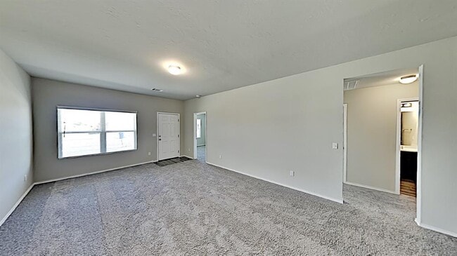 309 Blue Dr