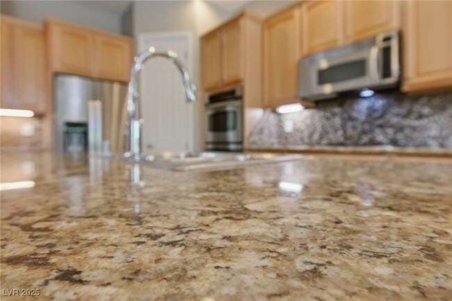 Photo - 916 Viscanio Pl