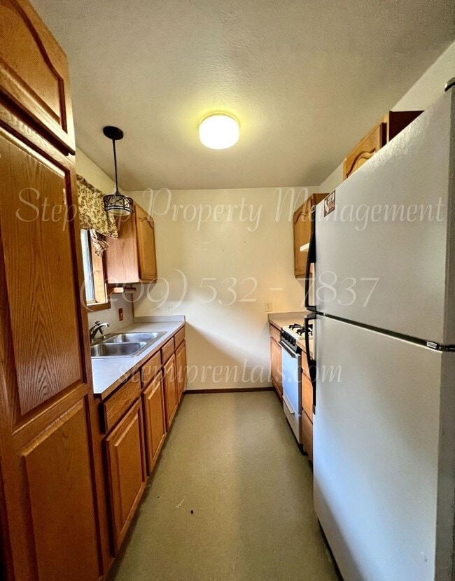 Photo - The Villa – Quiet 1 Bedroom Apartment with Mountain Views