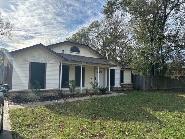 Building Photo - 25119 Thrushwood Ln